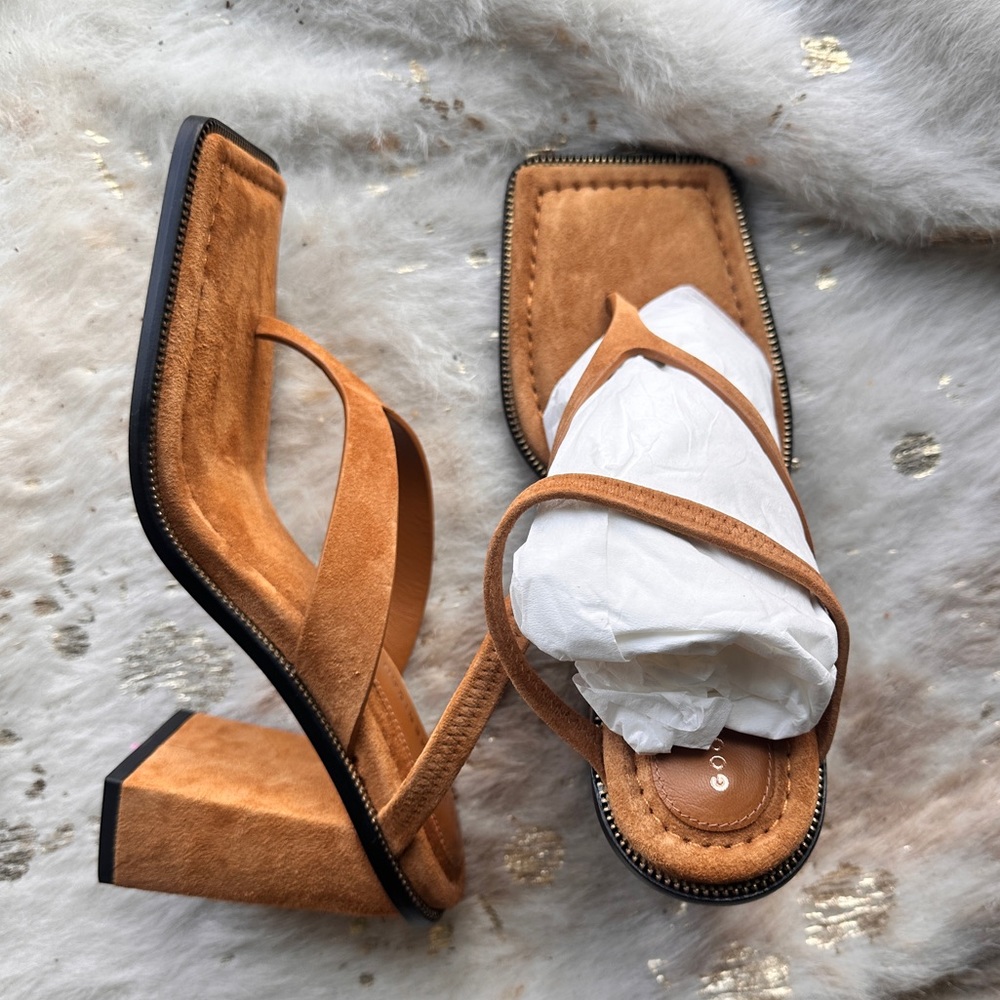 Good American - Suede Standout Square Toe Block Heel